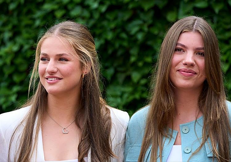 Leonor y Sofía en Sant Martí Vell.