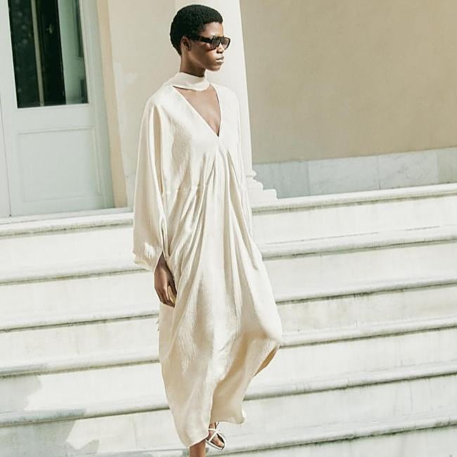 Vestido kimino satinado fluido