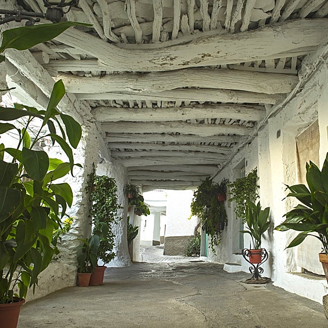 Los tinaos son parte de la arquitectura típica de la Alpujarra granadina.