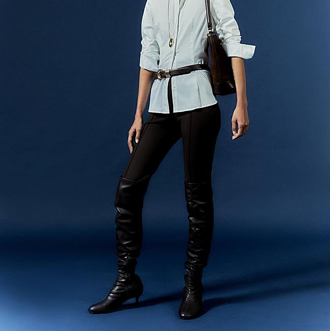 Leggings acampanados con cremallera