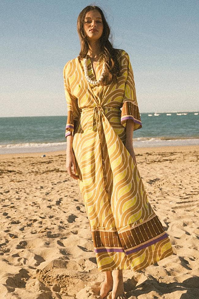 Vestido estampado en amarillo de Cherubina.