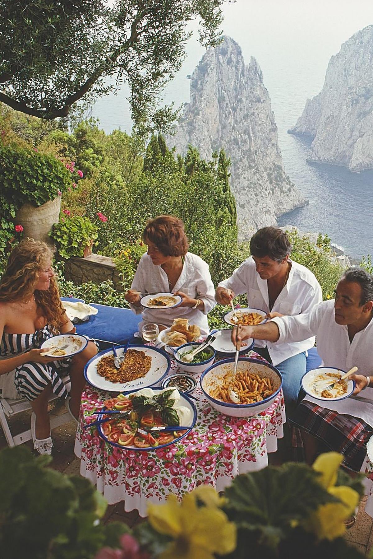 Imagen de Slim aarons que aparece en la serie de libros Winw & Travel de Assouline.