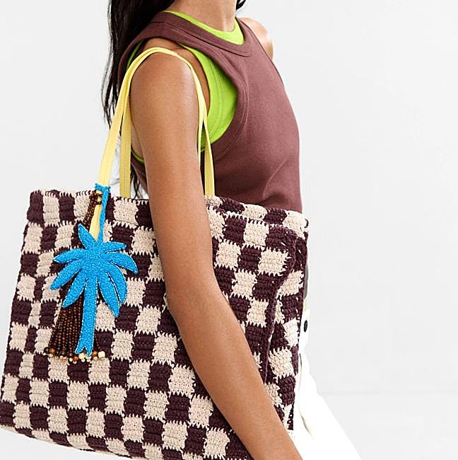 Bolso shopper de crochet con cuadros