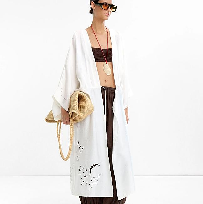 Kimono largo con perforados