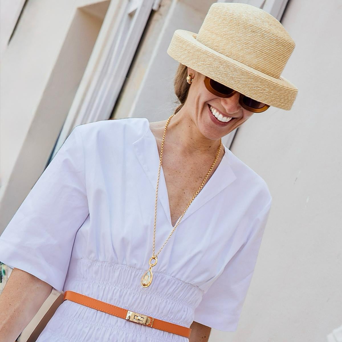 Estos son los collares largos que las más elegantes combinan con sus looks de verano