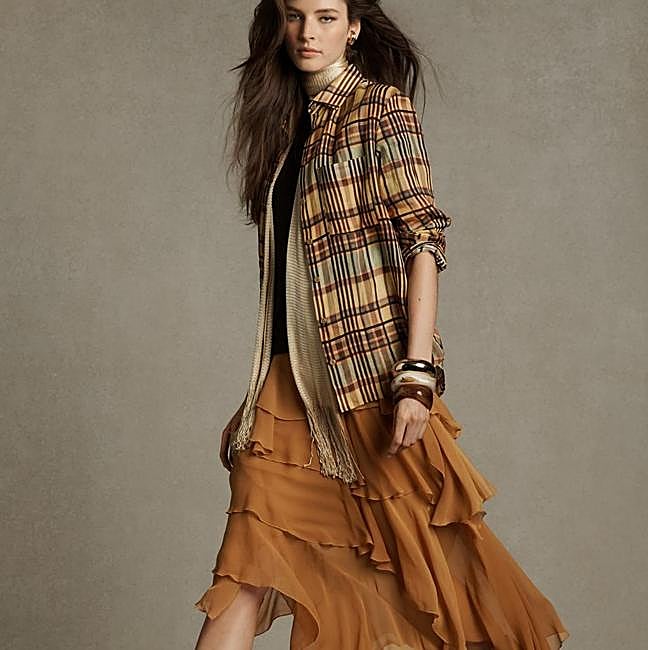 Falda de volantes fluida