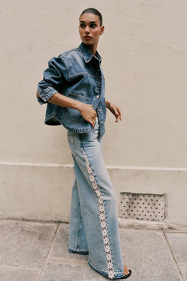 Vaqueros con crochet de Zara (39,99 euros)