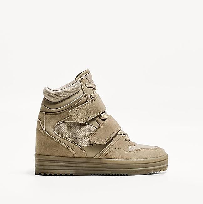 Las zapatillas de Bershka.