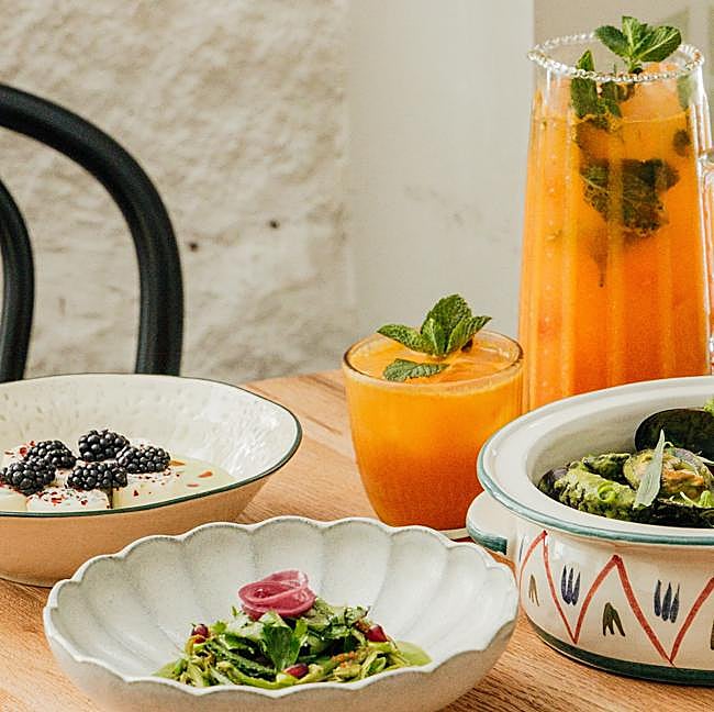 Los nuevos platos de Nunuka para la época estival, que se pueden acompañar con la refrescante limonada Katsvi.