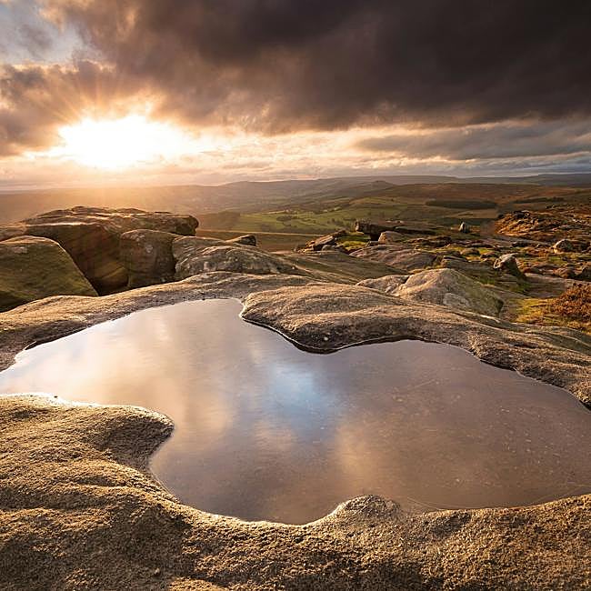 El espectacular paisaje de Stanage Edge, un enclave en plena naturaleza que popularizó Orgullo y Prejuicio.