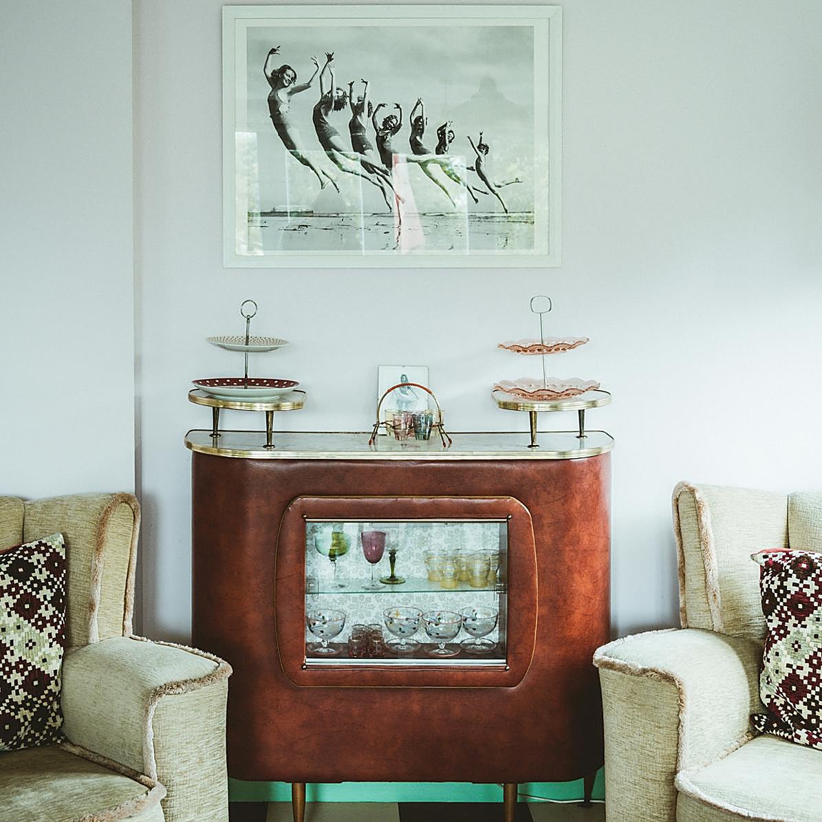 Por qué el mueble favorito de tu abuela es tendencia: bonito, funcional y perfecto para casas pequeñas