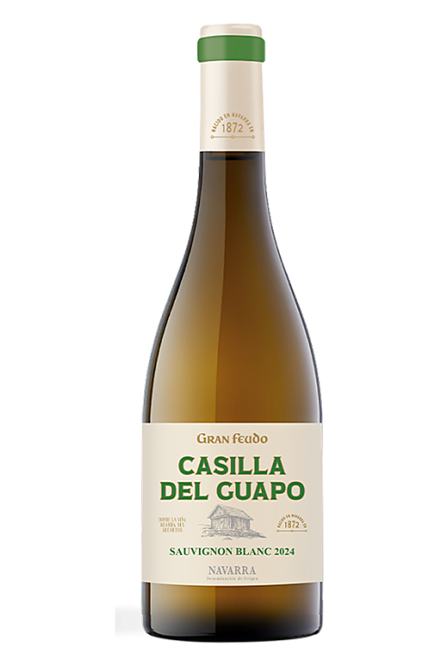 Botella de Casilla del Guapo, el blanco navarro de la bodega Gran Feudo.
