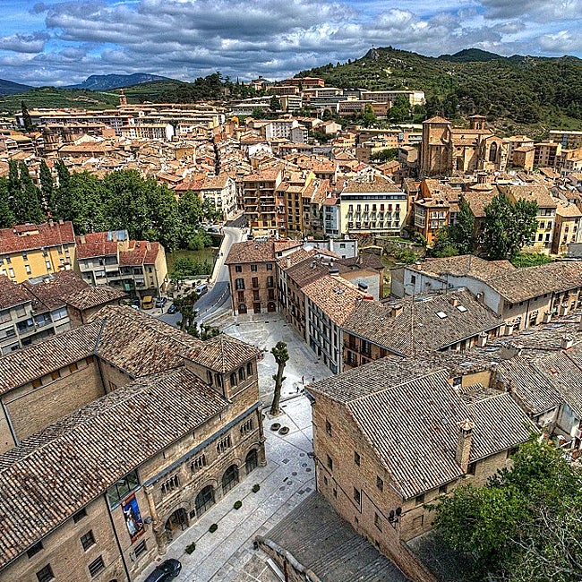 Una panorámica de Estella para tomar las medidas de su monumentalidad.