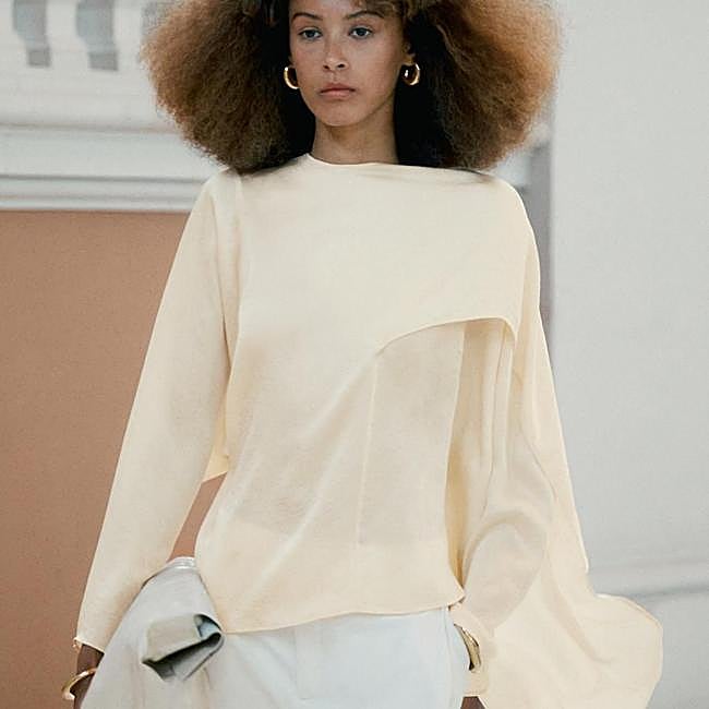 Blusa fluida de manga larga