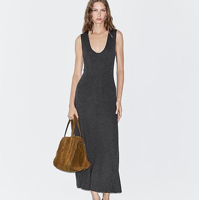 Vestido de punto con manga sisa