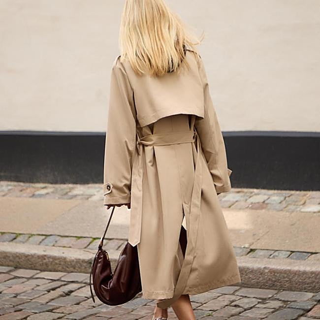 Gabardina fluida larga