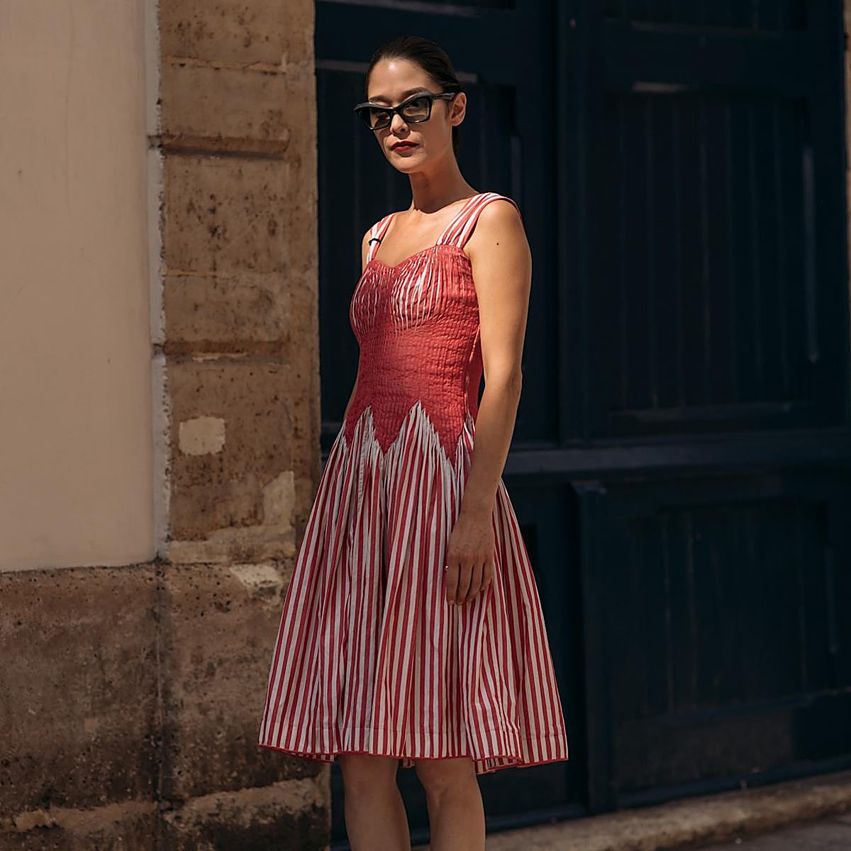 Seis vestidos amplios ideales para cuando no sabes qué ponerte en verano.