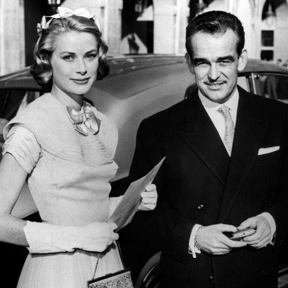 Quién fue Elsa Maxwell, la poderosa periodista que le declaró la guerra a Rainiero de Mónaco y Grace Kelly