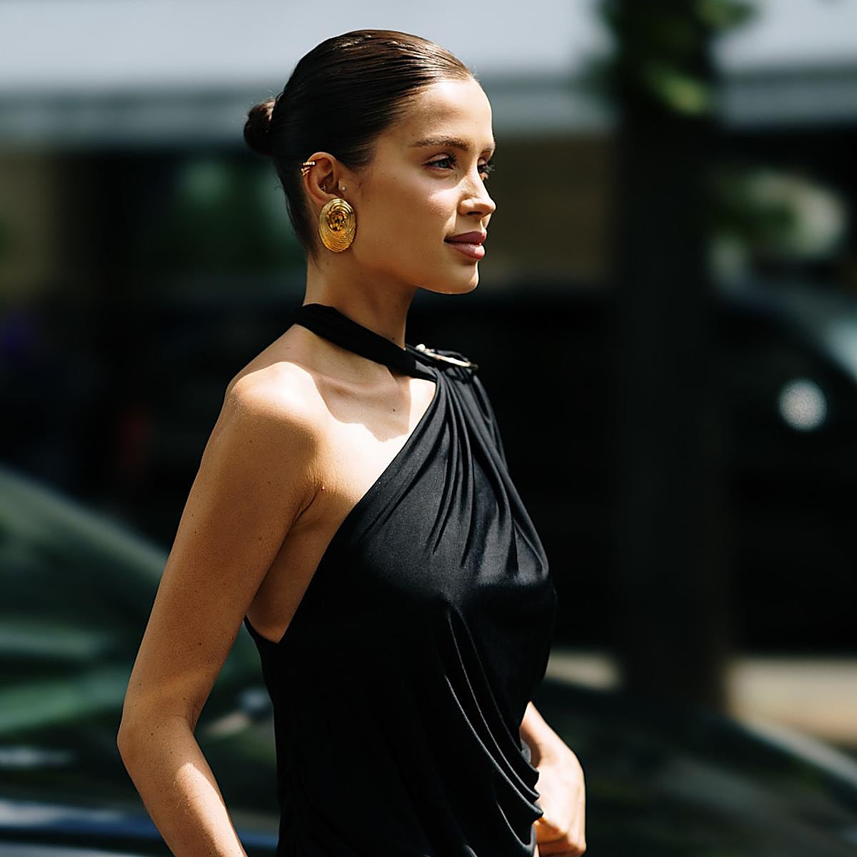 El vestido pañuelo que acaba de llegar a Sfera y ya tiene lista de espera