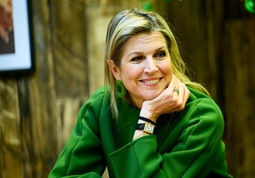Máxima de Holanda y su modelo de Cartier favorito.