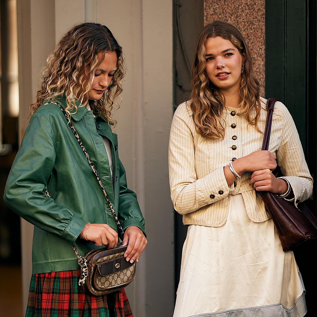 Mujeres con pelo largo.