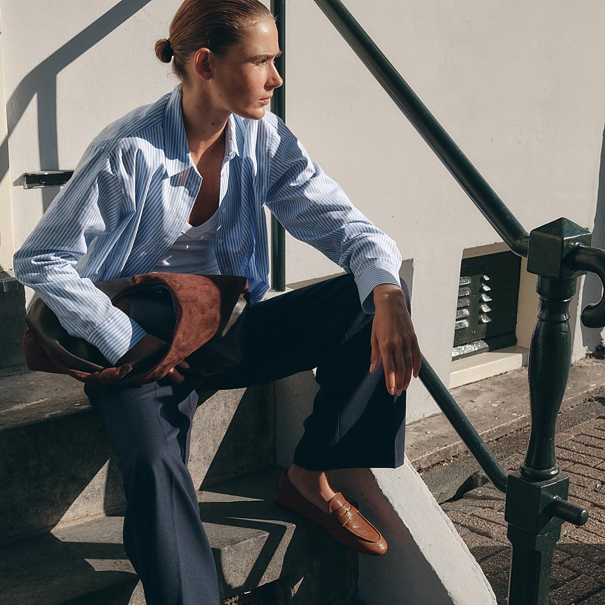 Esta temporada apuesta por el calzado plano. Los mocasines serán tus mejores aliados para los días de otoño.