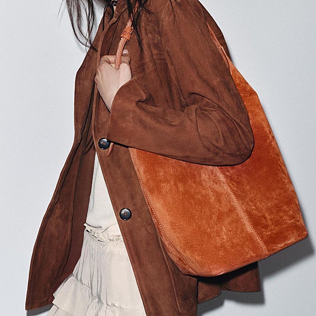 Bolso de hombro de Zara (79,99 euros)