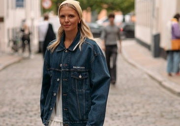 No guardes los vestidos de verano: el layering es el truco tendencia para usarlos en otoño