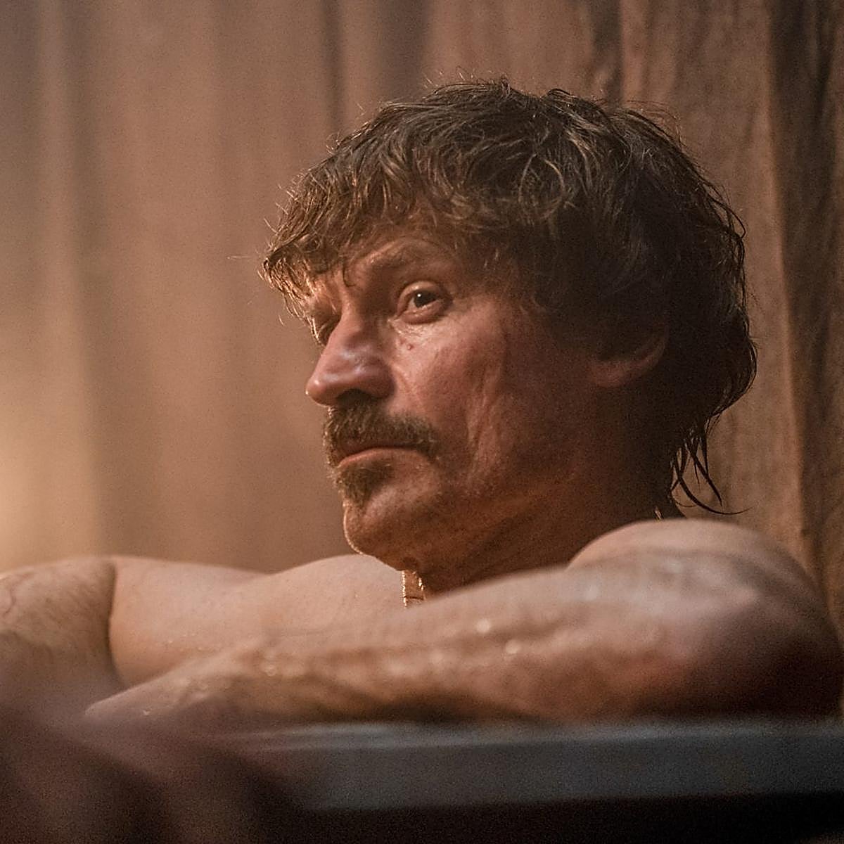 Nikolaj Coster-Waldau como Guillermo de Normandía en la miniserie histórica británica, Rey y conquistador.