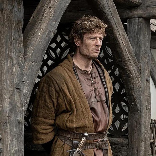 James Norton como Harold de Wessex en una imagen de Rey y conquistador, la miniserie británica sobre la batalla de Hastings.