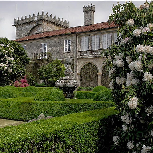Un rincón del bello pazo de Oca.