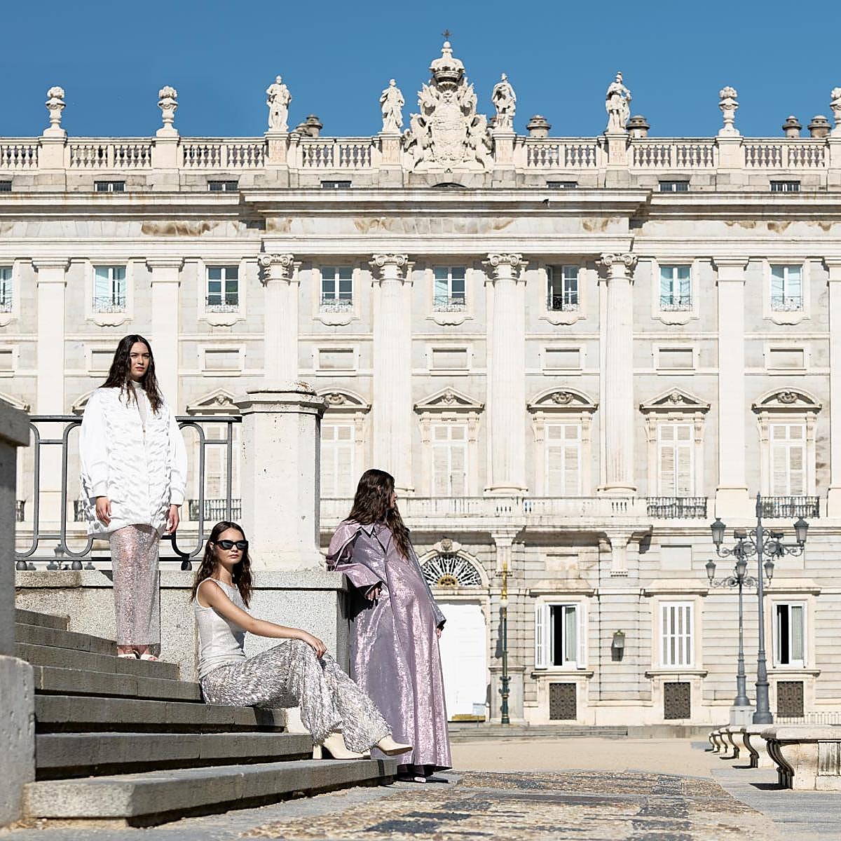 La edición 10º aniversario de Madrid es Moda arrancará con un impresionante desfile en la Plaza de Oriente y el homenaje a nuestros artesanos