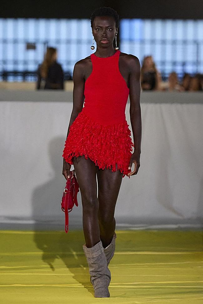 Desfile Desigual Studio FW 2025.