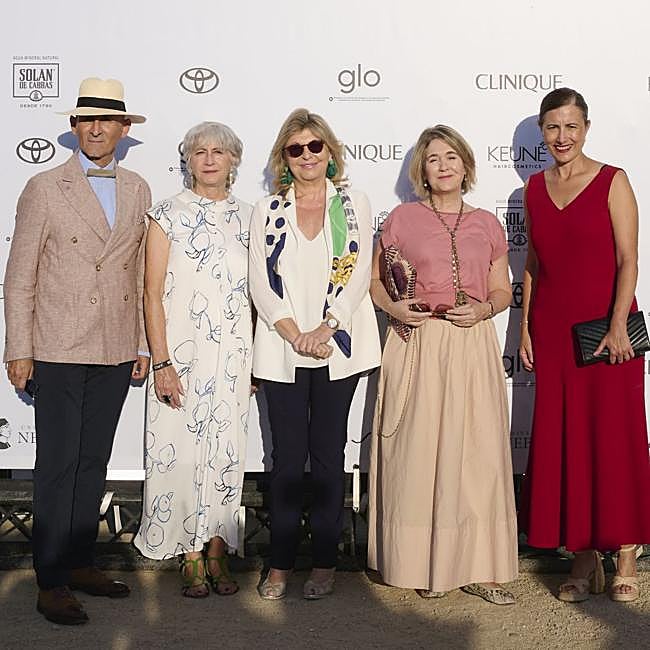 Modesto Lomba, presidente de ACME; Pepa Bueno, directora general de ACME; Engracia Hidalgo, Delegada del Área de Gobierno de Economía, Innovación y Hacienda; Marta Rivera de la Cruz, Tercera Teniente de Alcalde y Delegada del Área de Gobierno de Cultura, Turismo y Deporte, y Samary Fernández Feito, directora general del Área de Lujo y Estilo de Vida en Vocento.