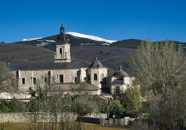Este es el pueblo más bonito de la Sierra de Guadarrama: un bosque finlandés, el Quijote y el Puente del Perdón