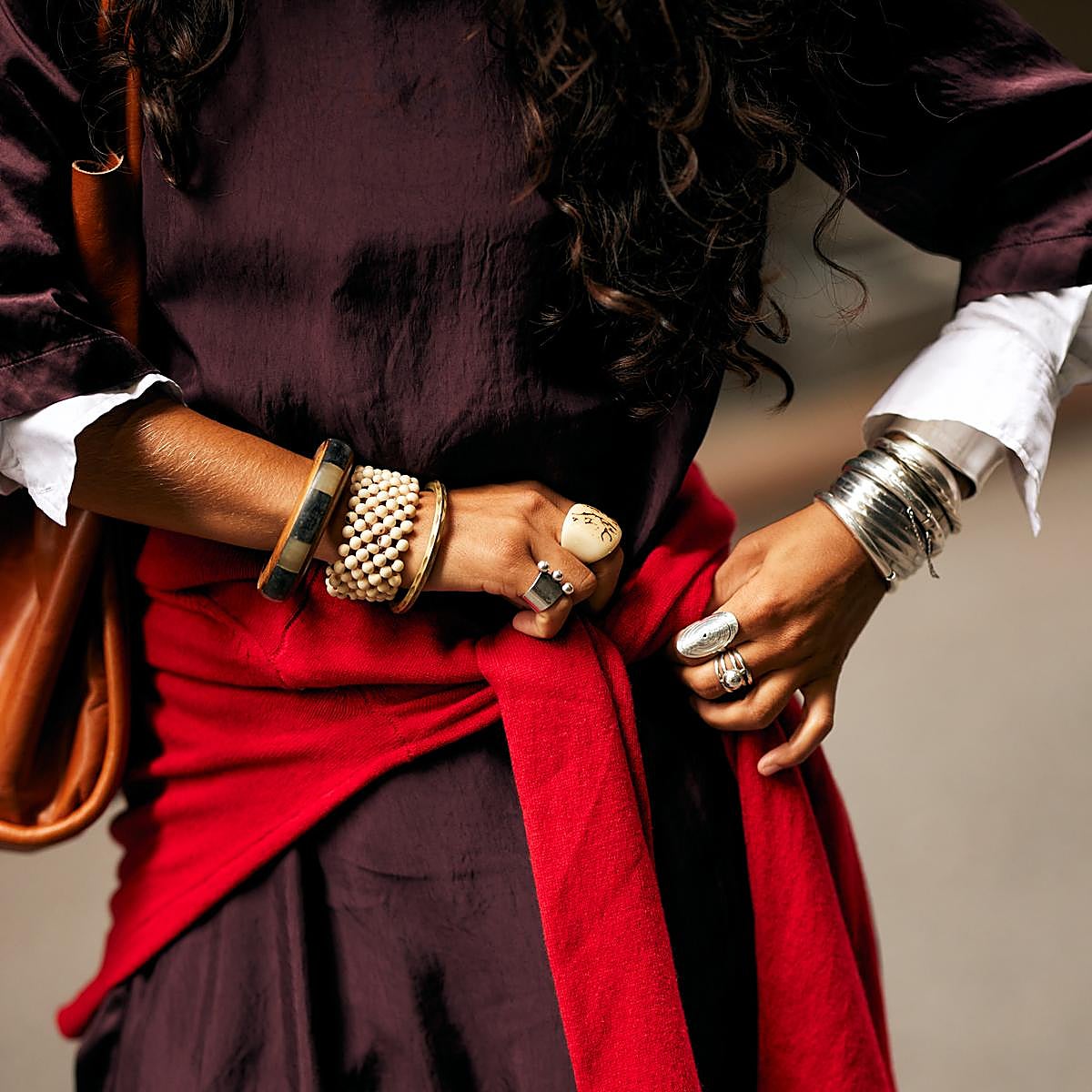 Joyas para elevar un look básico