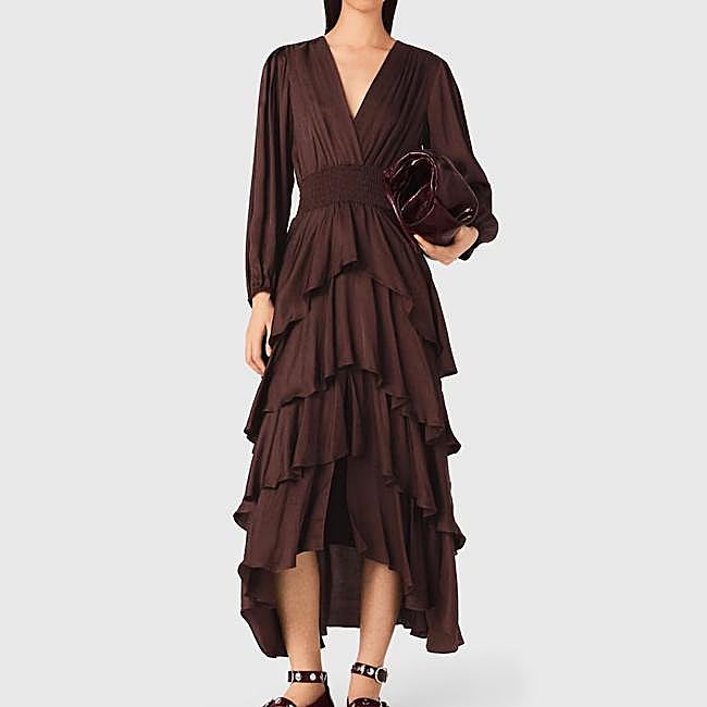 Vestido con volantes marrón de Maje, 355 euros.