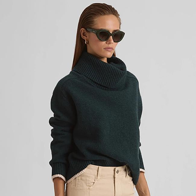 Jersey verde botella de Simorra, 60 euros.