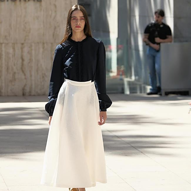 Look de Devota & Lomba en el Museo Arqueologico Nacional.