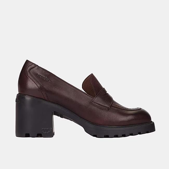 Mocasines con tacón de Wonders, 125 euros.