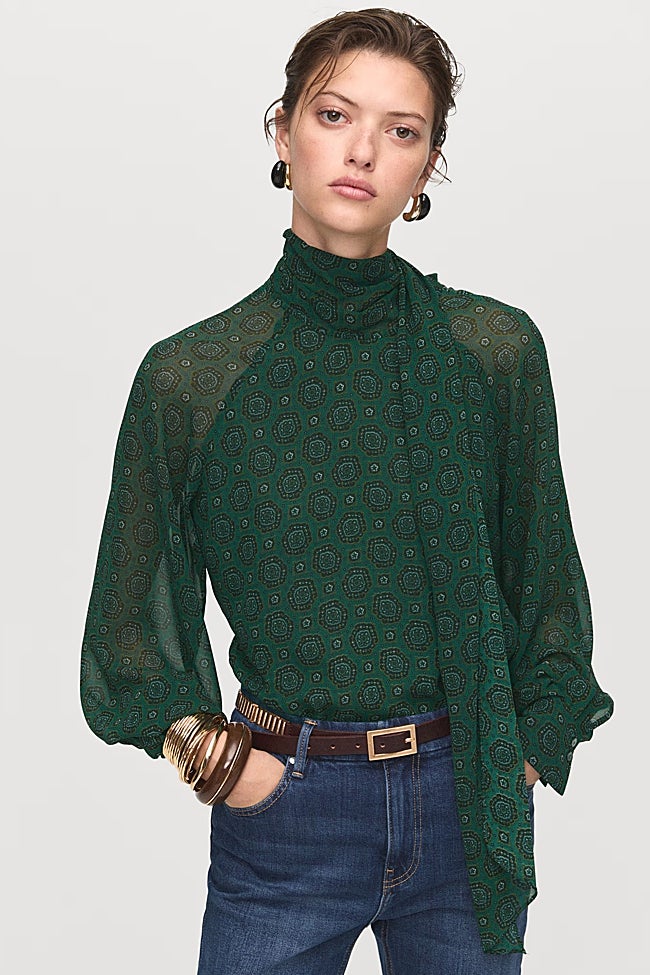 Blusa estampada de Mango (29,99 euros)