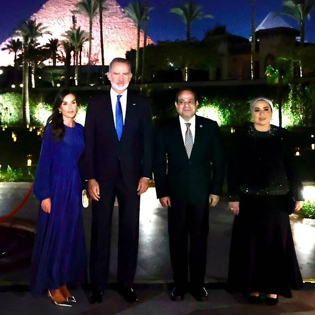 Los reyes Felipe y Letizia junto a el presidente egipcio Abdel Fattah el-Sisi y la primera dama Entisar Amer el-Sisi.