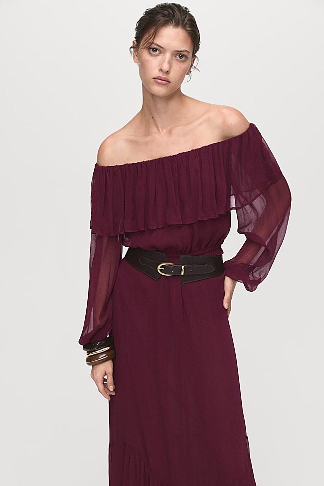 Vestido palabra de honor de Mango (79,99 euros)