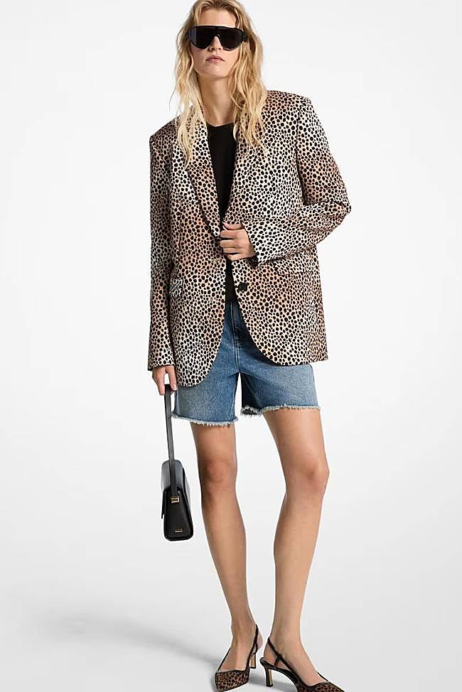 Blazer de mujer oversize con estampado de guepardo (175€ en El Corte Inglés)