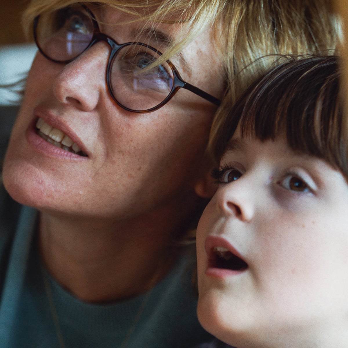 Valeria Bruni Tedeschi y César Botti en Los lazos que nos unen.