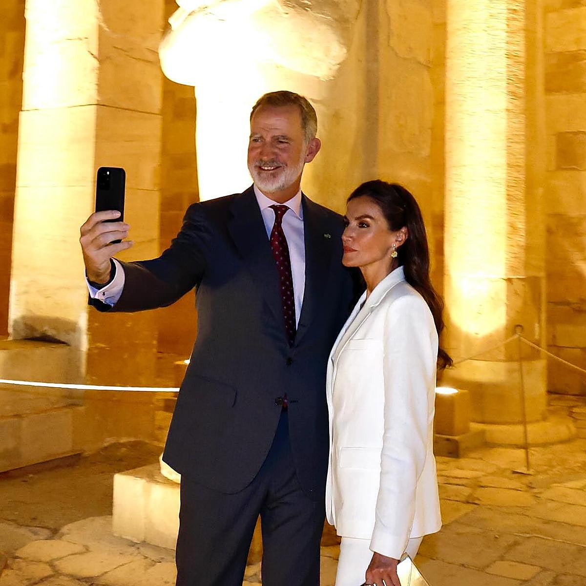 Los reyes en su visita a Luxor.