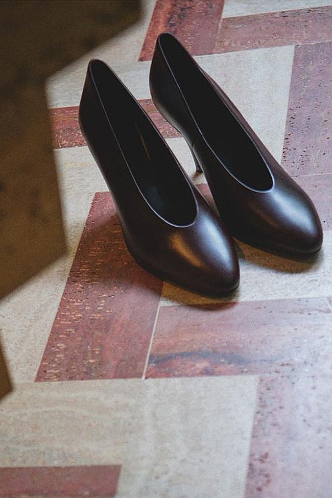 Zapatos de piel de Massimo Dutti (99,99 euros)