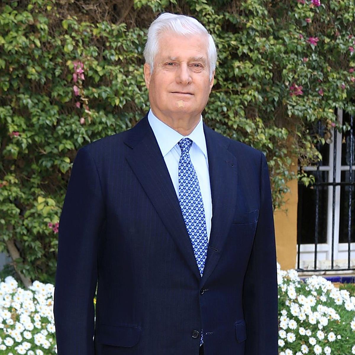 El duque de Alba mantiene una relación correcta con su hermano.