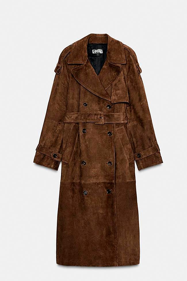 Gabardina de ante marrón de edición limitada de Zara.