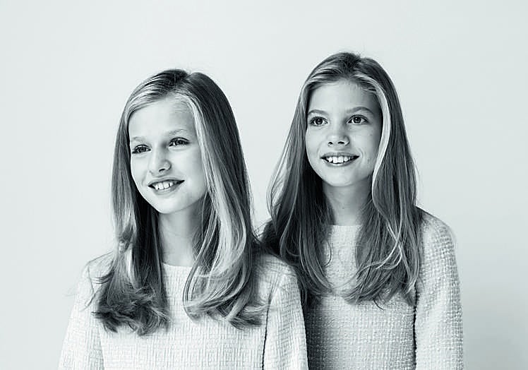 Leonor, con 14 años, y Sofía, con 12, en una foto de Estela de Castro, tomada en noviembre de 2019.